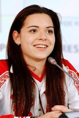 Красавица и молодец! Побольше бы таких