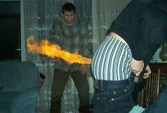 Загорелся пукан :D