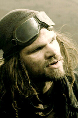 ChrisBrowning.thumb.jpg.1af74e383ecd02e56c0fa8589be74f7e.jpg